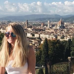 Meet your Posher, Hannah